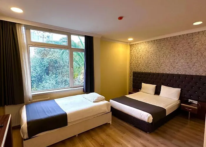 Hotel Grand Ararat 4*