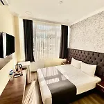 Grand Ararat 호텔 4*