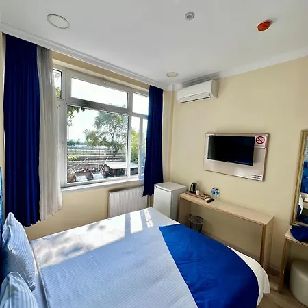 Grand Ararat Hotel 4*